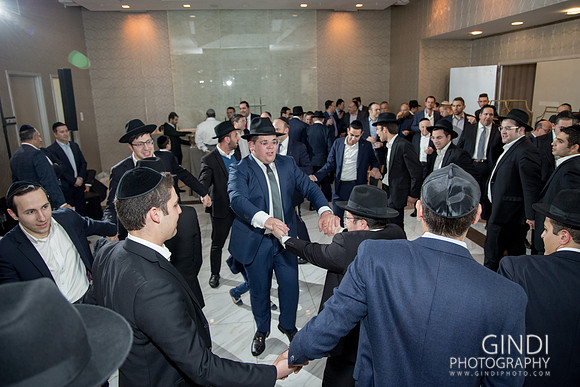 470